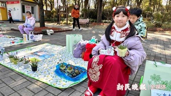 🌸好看视频【2024新奥历史开奖记录香港】-天生怕老婆，对老婆百依百顺的生肖男  第4张