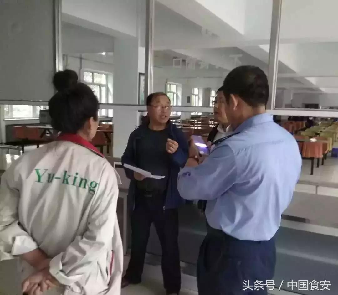 医院更衣室惊现隐秘摄像头事件曝光