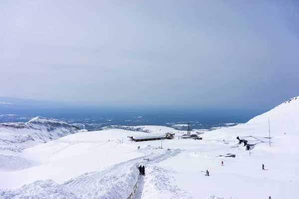 长白山雪域探险，滑雪天堂的极致之旅