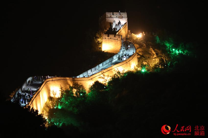 北京长城夜游，探寻古老长城的夜间魅力