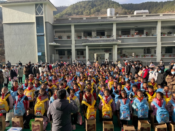 维西傈僳族自治县小学最新动态报道