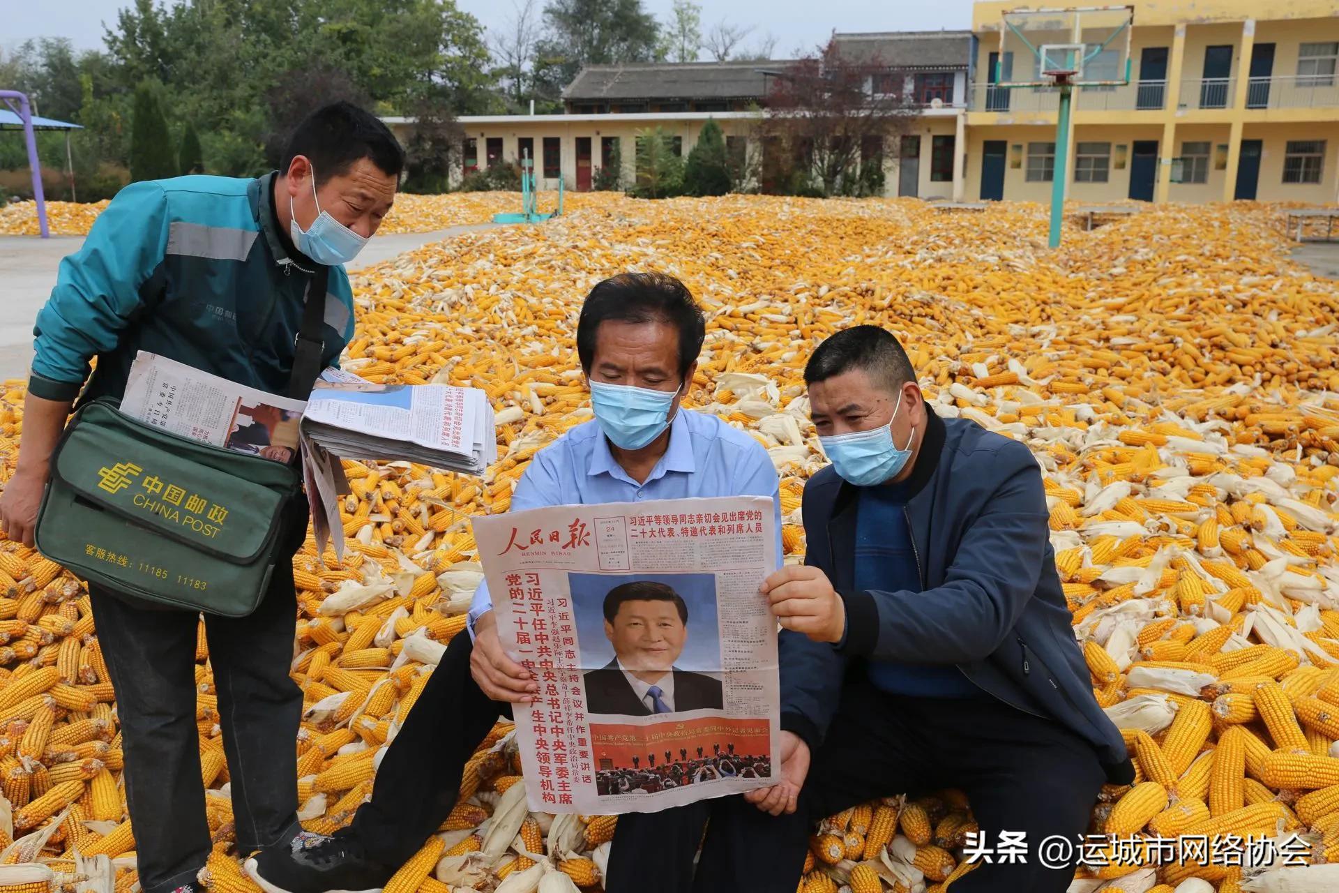 深圳餐馆老板喜报创意走红，智慧营销与社区连结的典范